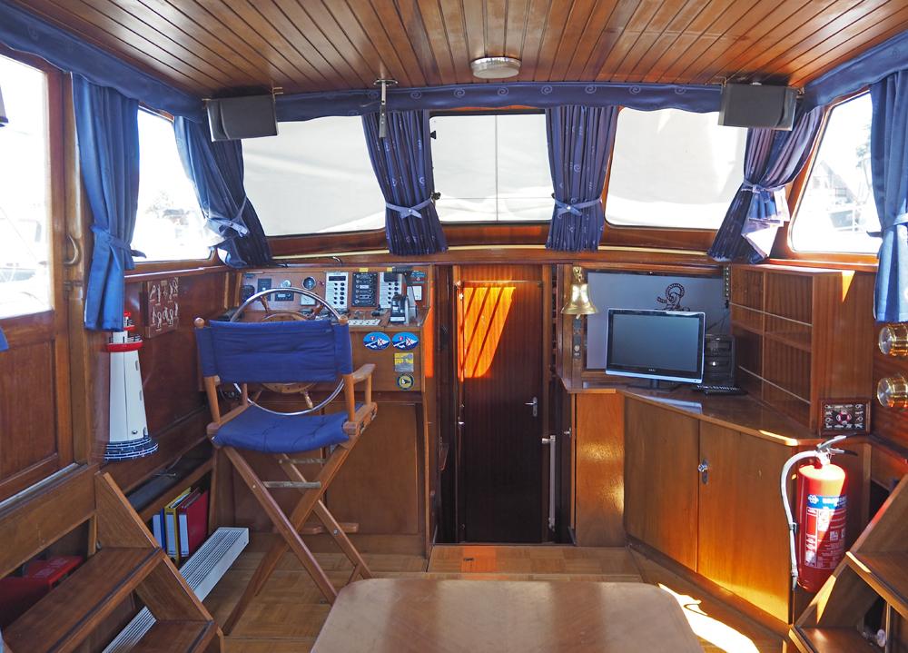 Steuerhaus, Innenausstattung